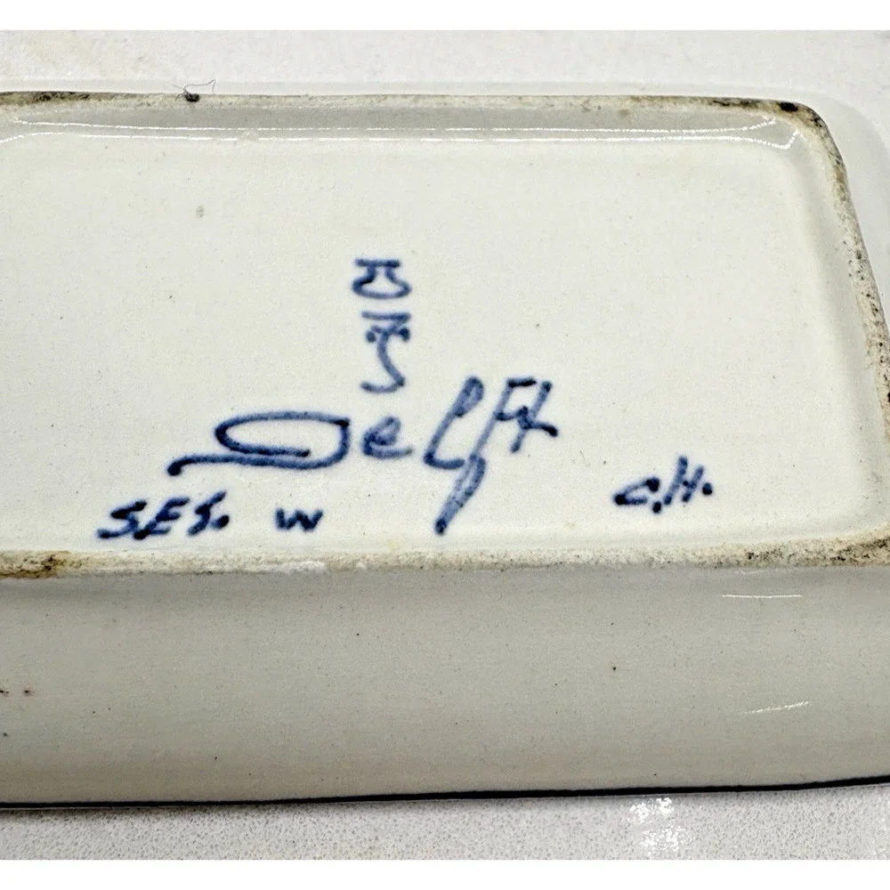 Delft this vintage